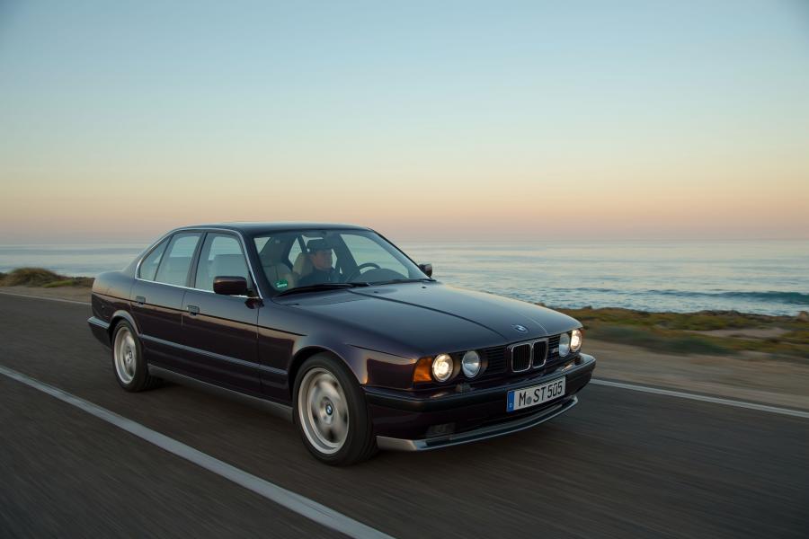  BMW M5 Sedan (E34) 1991 года  (WW) (фото 17 из 42)